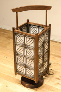 大きな麻の葉組子が浮かぶ可憐な佇まいのワーロン入り行灯　DC8529ab　在庫(a:1 b:0)台