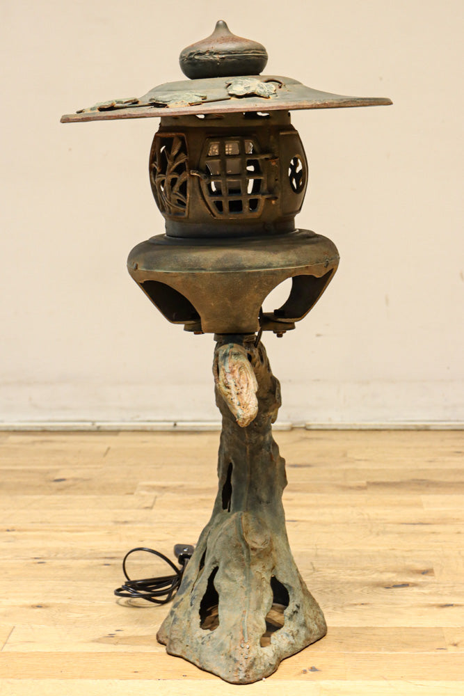Antique tool (Iron lantern) DC8541