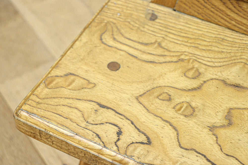 初入荷の小引き出し、引き戸付きの珍品踏み台　DC8567