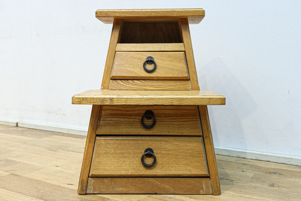 初入荷の小引き出し、引き戸付きの珍品踏み台　DC8567