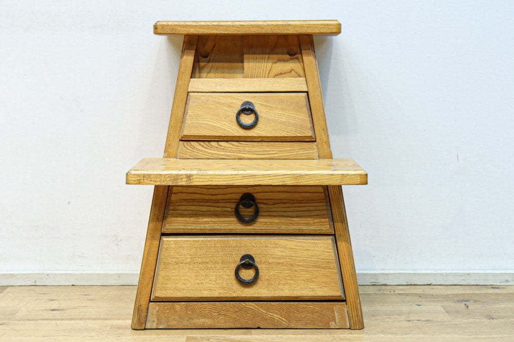 初入荷の小引き出し、引き戸付きの珍品踏み台　DC8567