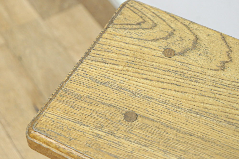 初入荷の小引き出し、引き戸付きの珍品踏み台　DC8567