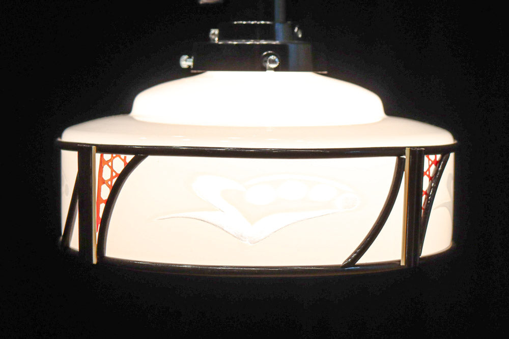 透かし模様とセル装飾で上品な電笠　DC8571