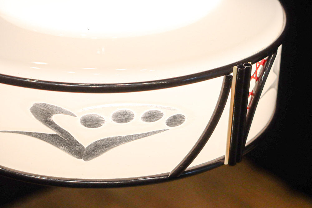 透かし模様とセル装飾で上品な電笠　DC8571