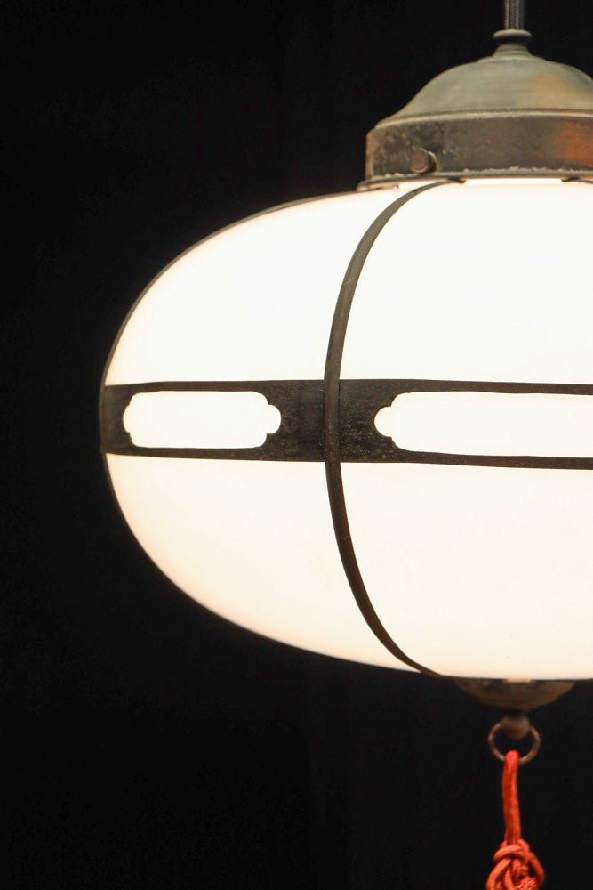 時代を経た味わいが風情ある雪洞型電笠　DC8576