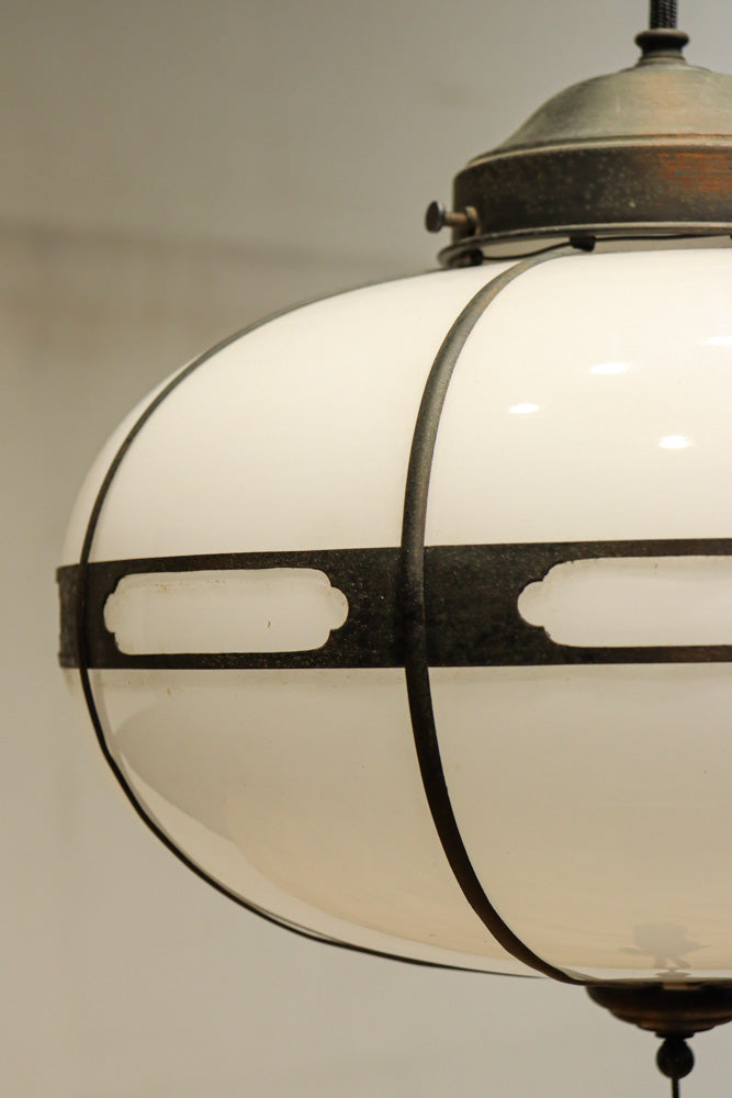 時代を経た味わいが風情ある雪洞型電笠　DC8576