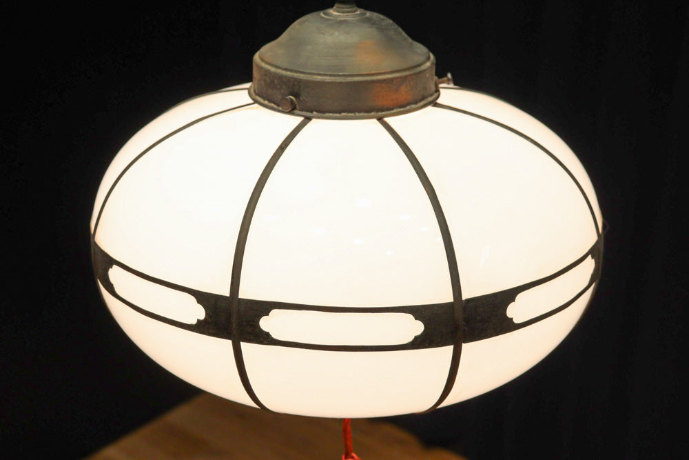 時代を経た味わいが風情ある雪洞型電笠　DC8576