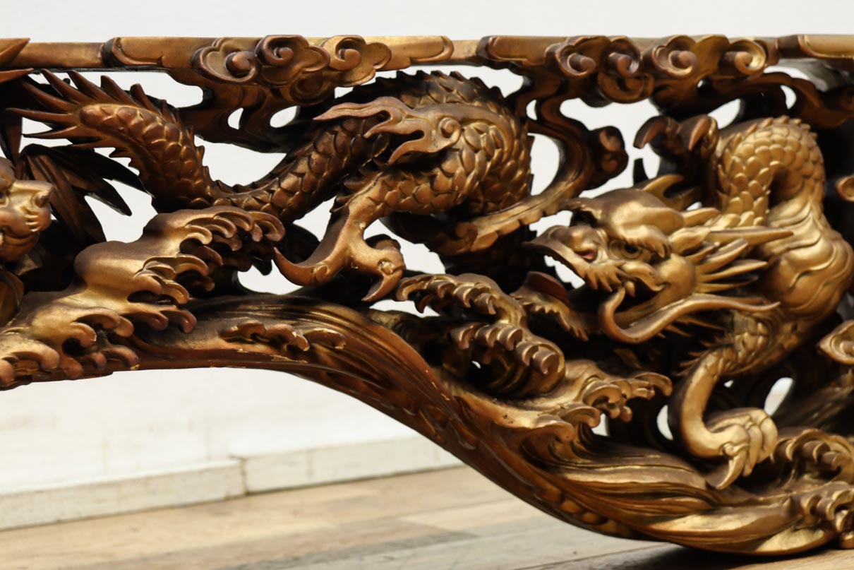 龍と獅子　龍獅子図　置物　干支 圧倒的な表現力の彫刻で龍と獅子を描いた彫刻飾り DC8578 在庫1個 – 古