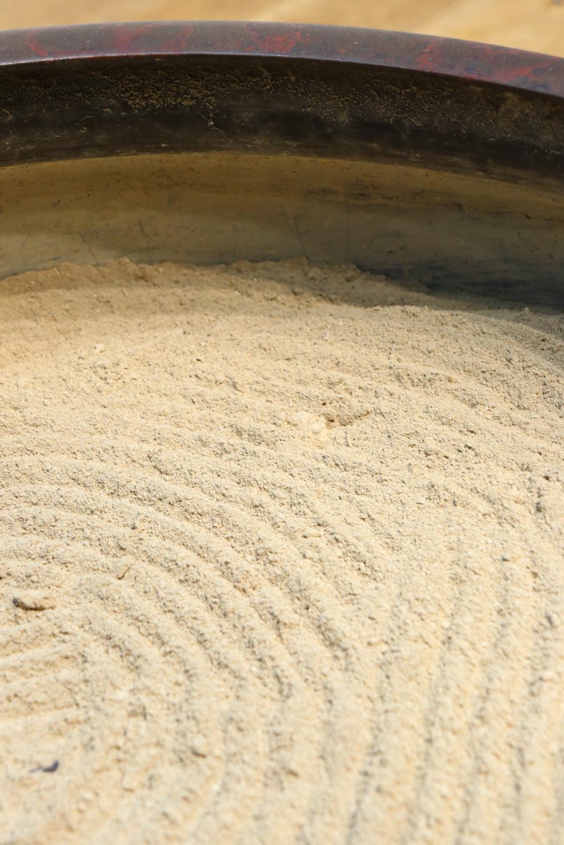 Pot-shaped brazier DC8579