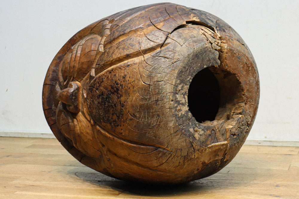 木彫り　骨董　達磨和尚？　大作　インテリア　飾り　珍しい　アンティーク　レトロ Amazon.co.jp: 木彫り 骨董 達磨和尚？ 大作 インテリア 飾り 珍しい