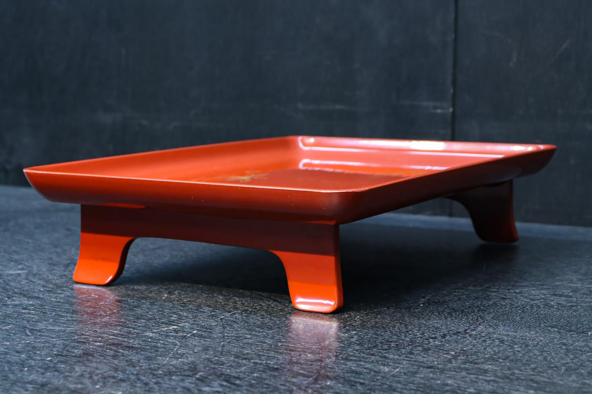 朱漆に黄金色が映える洗練されたお屠蘇セット　DC8600