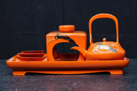 朱漆に黄金色の鶴松を添えた上品なお屠蘇セット　DC8601