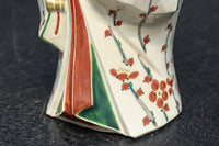 ふくよかなお顔立ちの縁起の良いお多福の置物(木箱付き)　DC8602