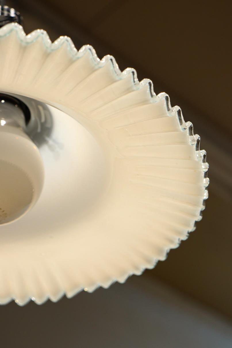 水色の縁周りが可愛らしい細やかなフリルの電笠　DC8613