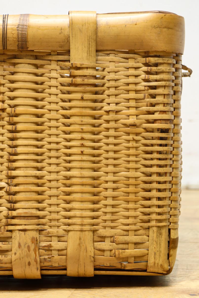 使い馴染んだ味わいある竹製角カゴ DC8628 – 古福庵 [ KOFUKUAN