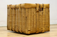 使い馴染んだ味わいある竹製角カゴ　DC8628