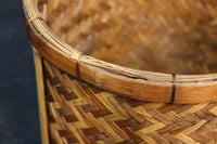 温かみある色彩に風情溢れる網代編みの丸カゴ　DC8629