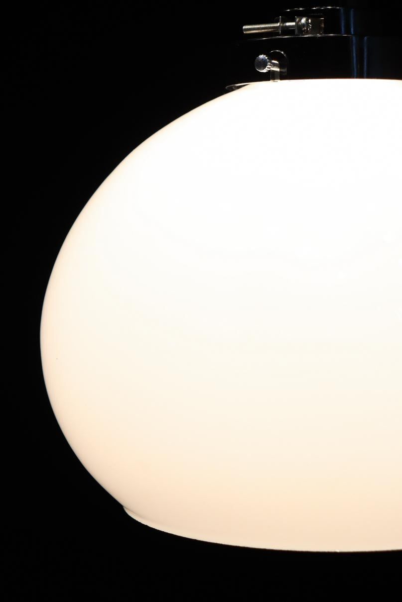 丸いお椀型の上品な電笠　DC8634