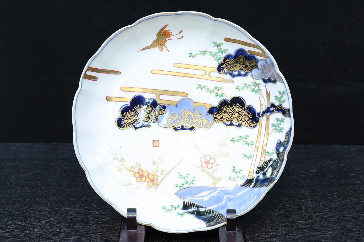 縁起の良い絵柄で彩り鮮やかな大皿　DC8639　在庫15枚