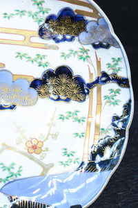 縁起の良い絵柄で彩り鮮やかな大皿　DC8639　在庫15枚