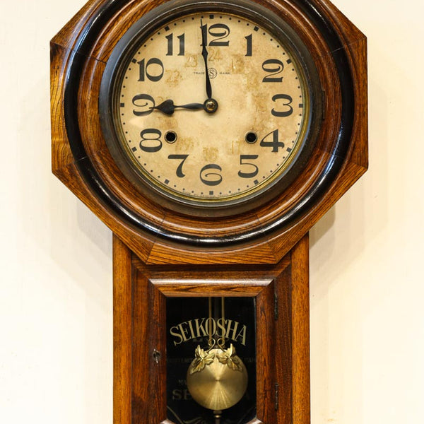 温かみある風合いに包まれたSEIKO社の振り子時計 DC8648 – 古福庵