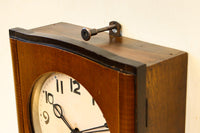 愛知時計電機製 文字やガラス装飾に手作り感のある壁掛け時計　DC8650