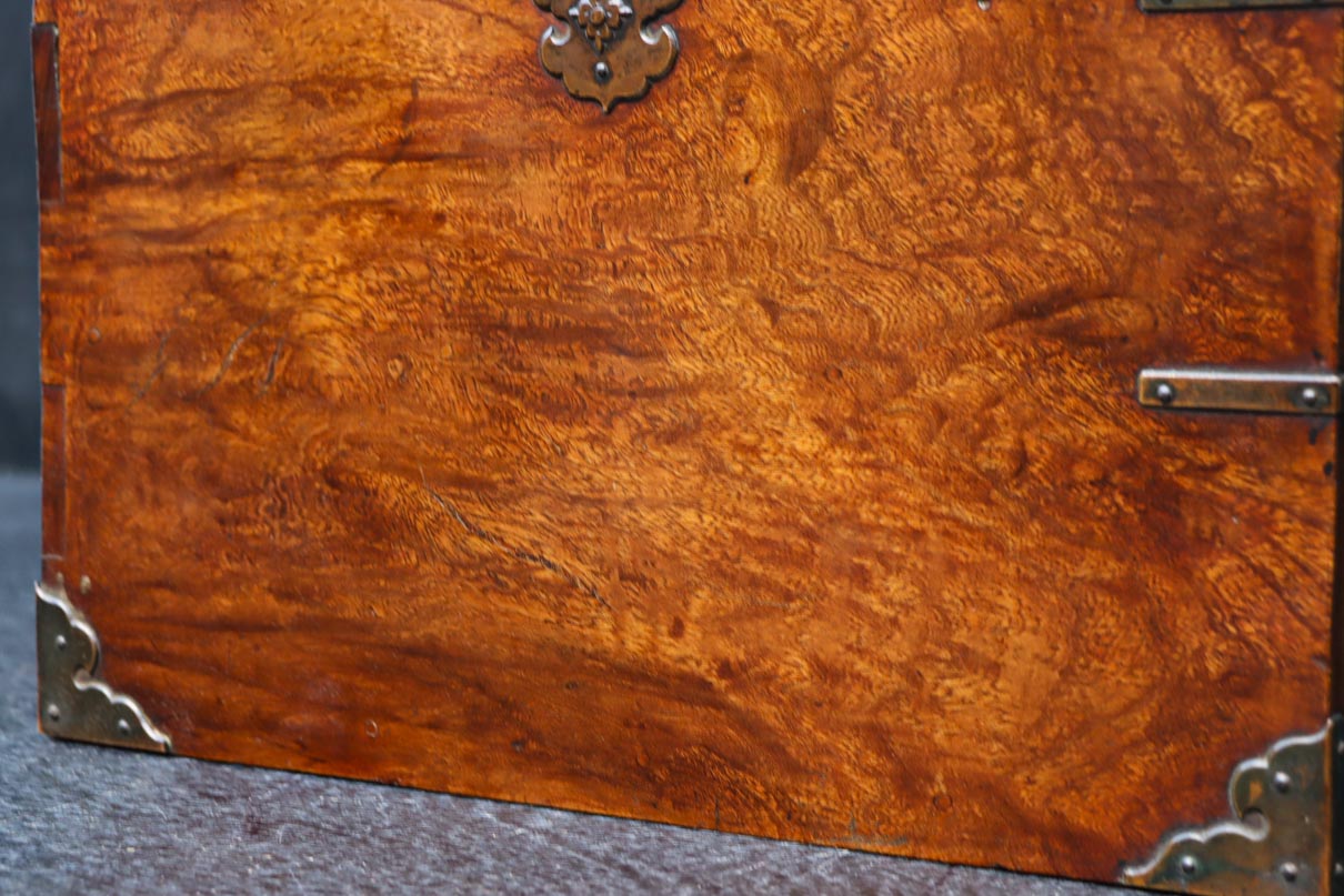 時代の風合いが味わいある色艶の綺麗な酒田硯箱　DC8672