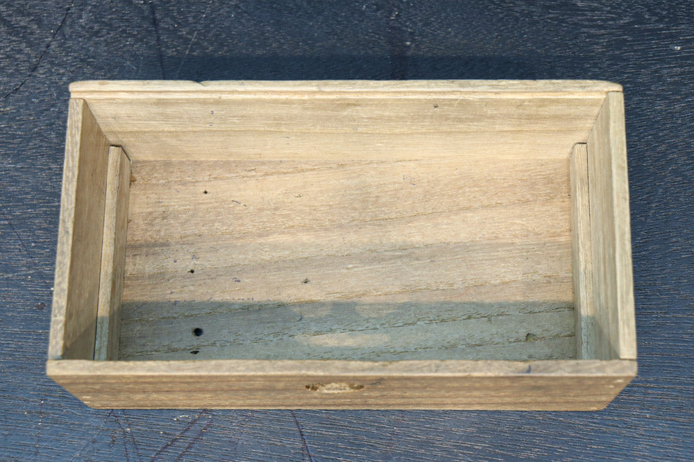 引き出し前面の杢目が美しい風格漂う硯箱　DC8673