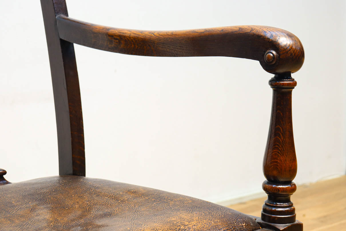 Antique chair DC8677