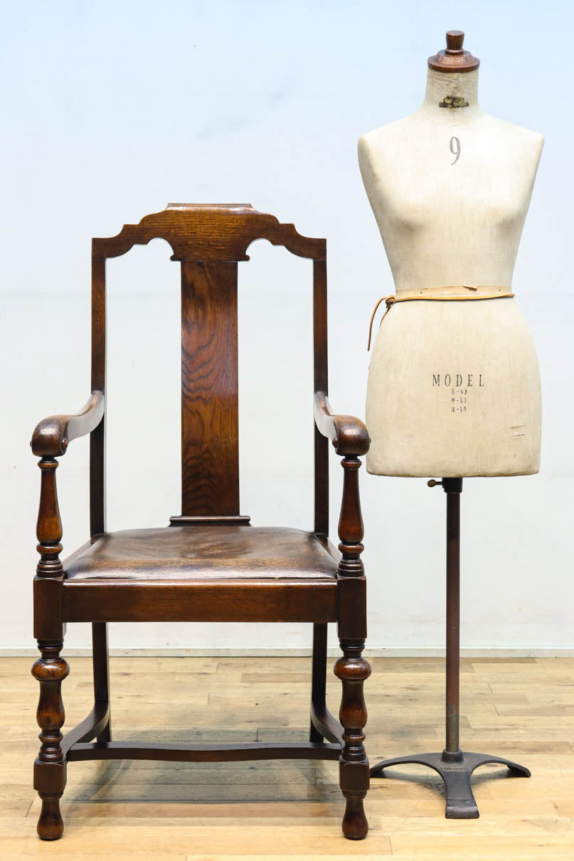 Antique chair DC8677