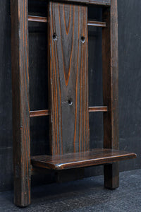 使い馴染んだ古色の風合い豊かな背負子　DC8685