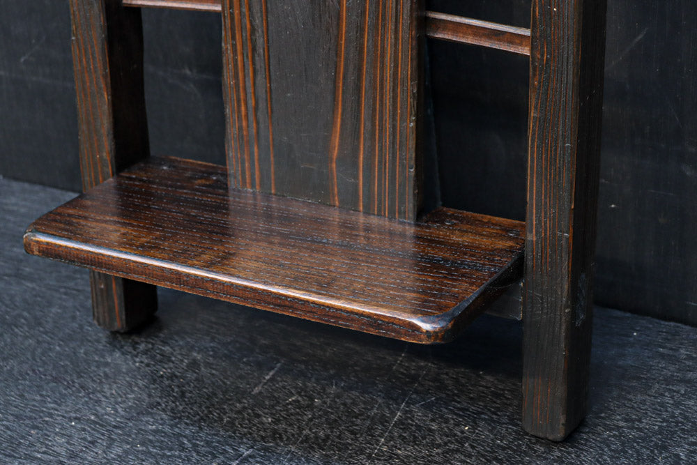 使い馴染んだ古色の風合い豊かな背負子　DC8685