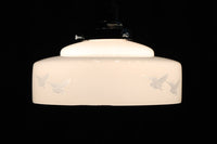 鳥の透かし模様が引き立つシンプルで温かみのある電笠　DC8711