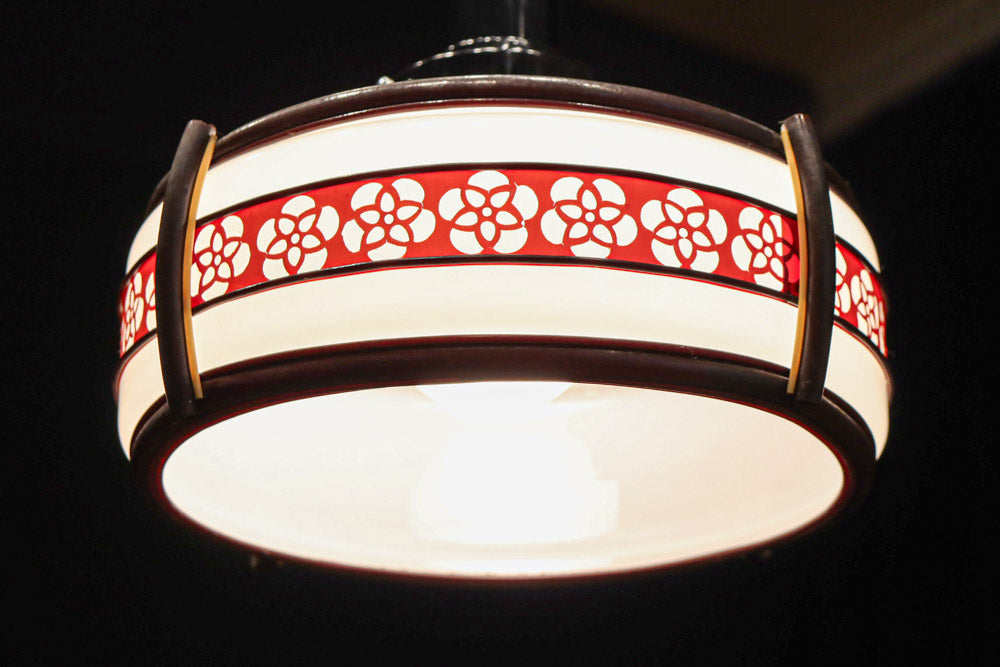 朱セルの花柄帯装飾でレトロな面持ちの電笠　DC8712