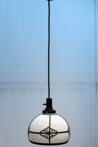 菊菱の装飾金具で格調溢れる電笠　DC8713