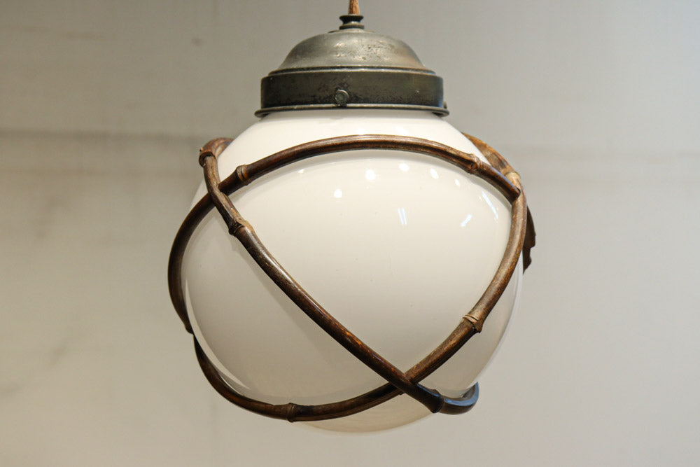 竹フレームを纏う球体の電笠　DC8716