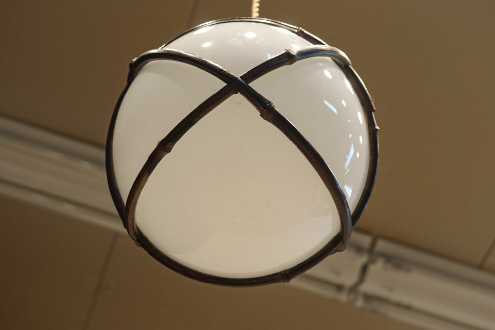 竹フレームを纏う球体の電笠　DC8716