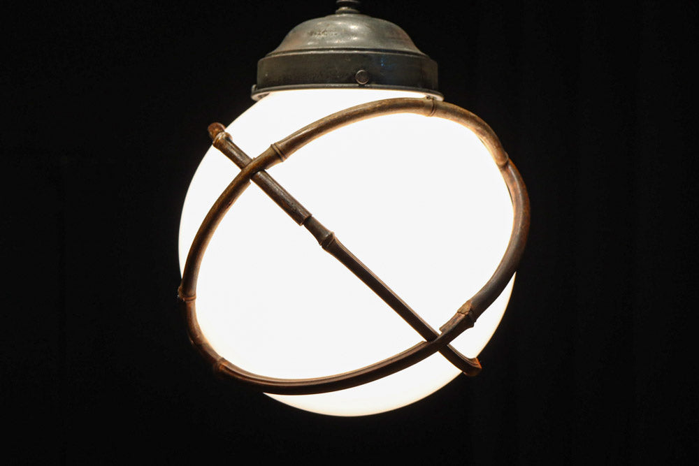 竹フレームを纏う球体の電笠　DC8716