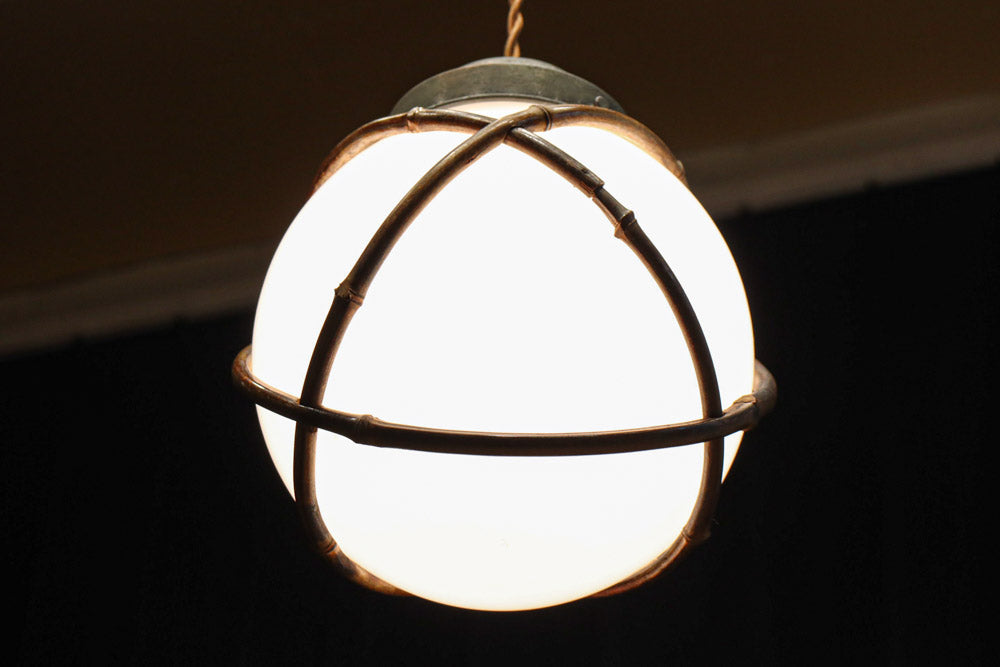 竹フレームを纏う球体の電笠　DC8716