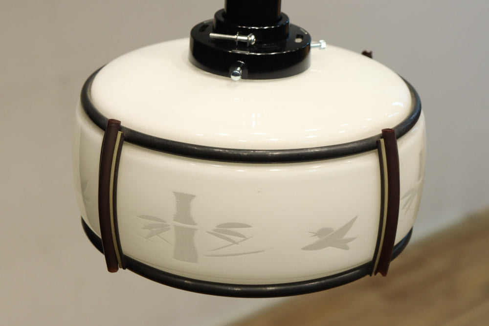 風情漂う竹雀の和柄が浮かぶ電笠　DC8718