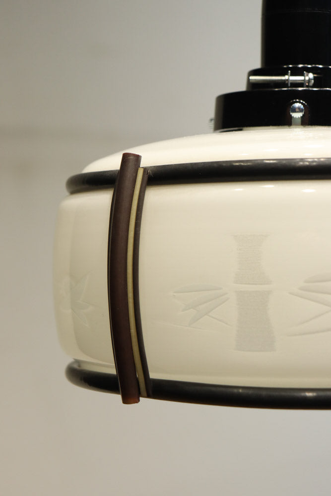 風情漂う竹雀の和柄が浮かぶ電笠　DC8718