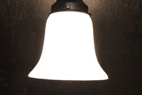 ベル型のシルエットのブラケット　DC8721