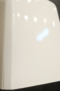 レトロな金具が雰囲気のある四角柱のブラケット　DC8722