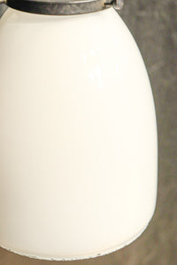 丸みを帯びて可愛らしいシルエットのブラケット　DC8723