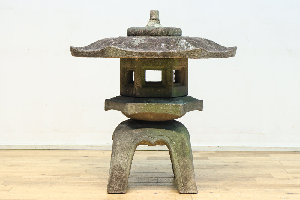 Antique tool (Ishi-toro) DC8727