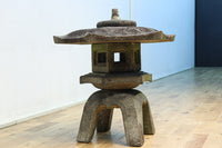 Antique tool (Ishi-toro) DC8727