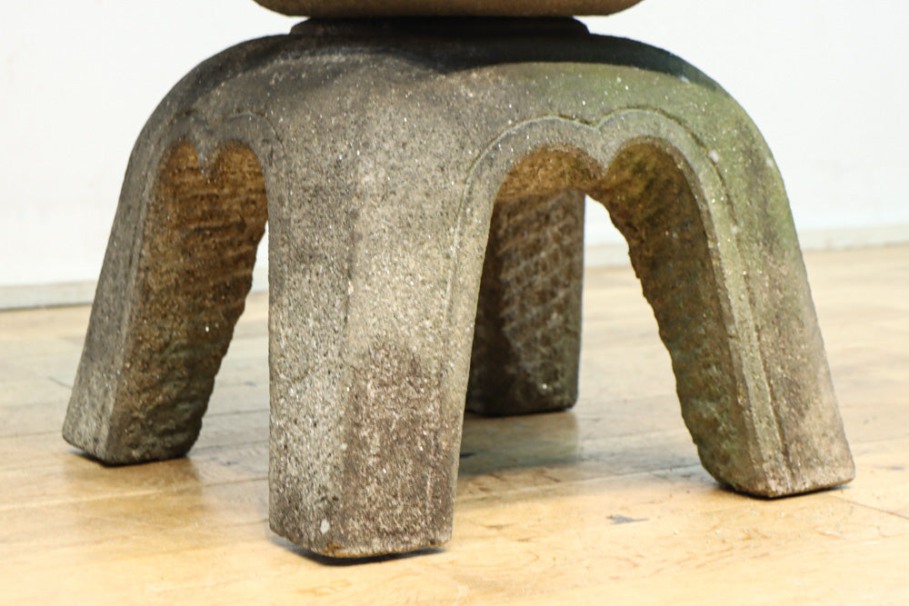 Antique tool (Ishi-toro) DC8727