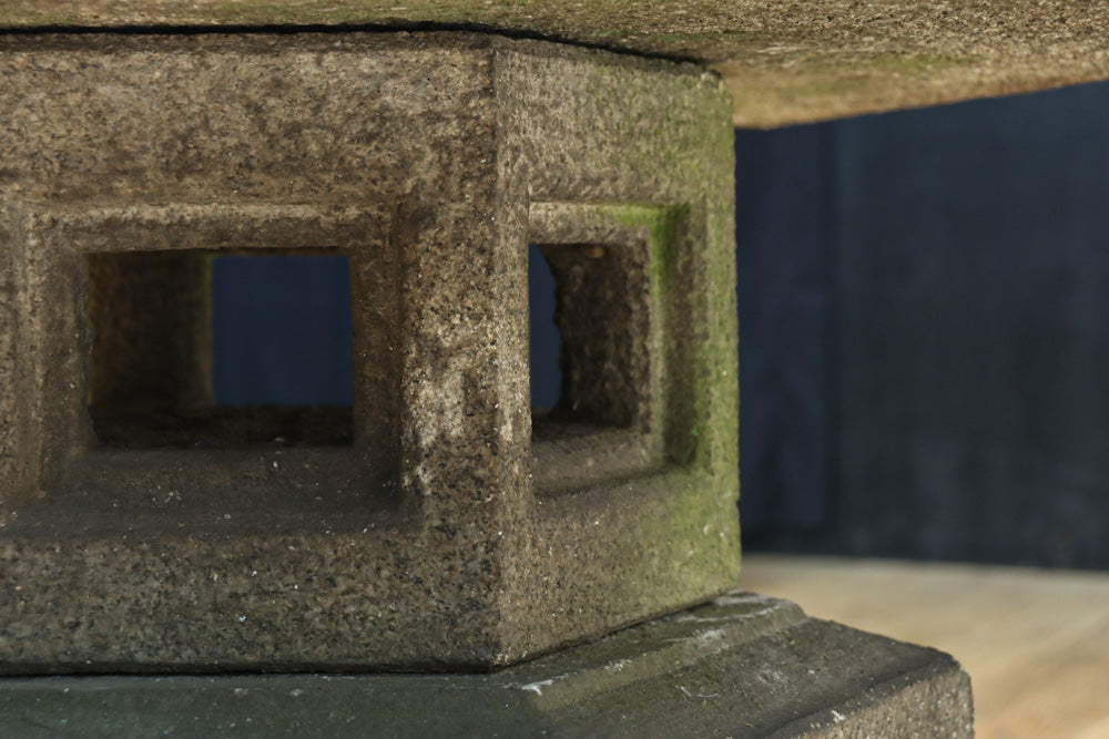 Antique tool (Ishi-toro) DC8727