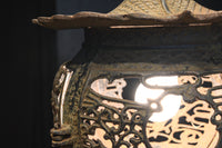 月蔓の透かし絵や青波海模様で風情ある球型吊り灯籠　DC8732