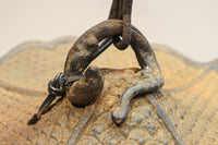 月蔓の透かし絵や青波海模様で風情ある球型吊り灯籠　DC8732